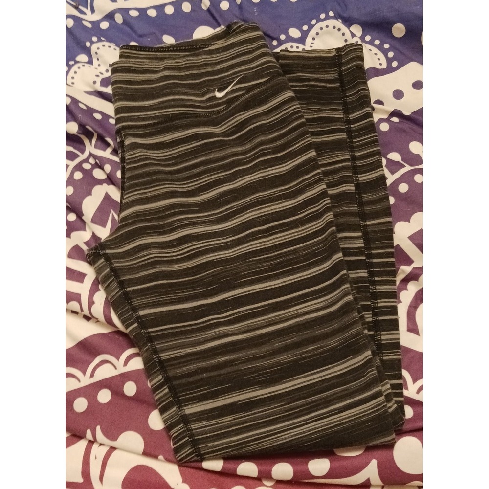 Nike Legend Gray Striped Dri-Fit 7/8 Length Leggings, Medium
